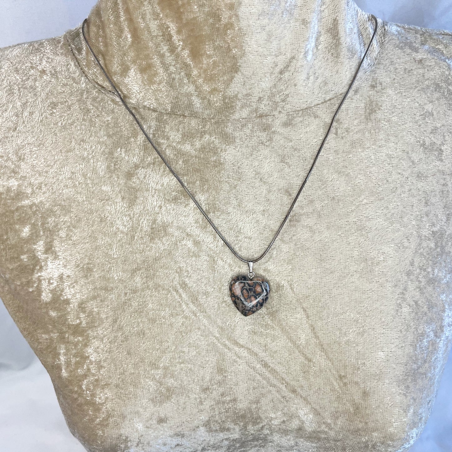 Leopard Agate Heart Pendant Necklace