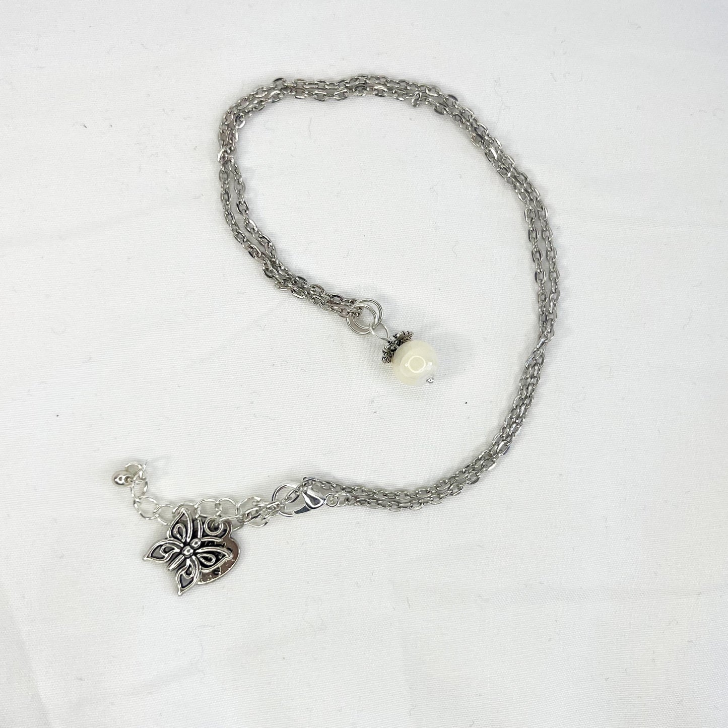 Mother of Pearl Pendant Necklace